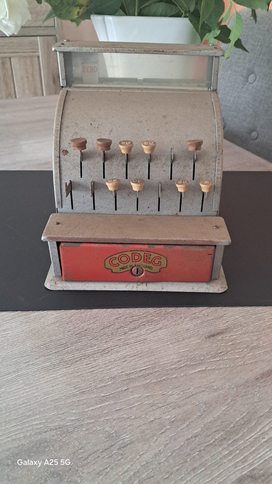 Oude Codeg kinderkassa, Ophalen