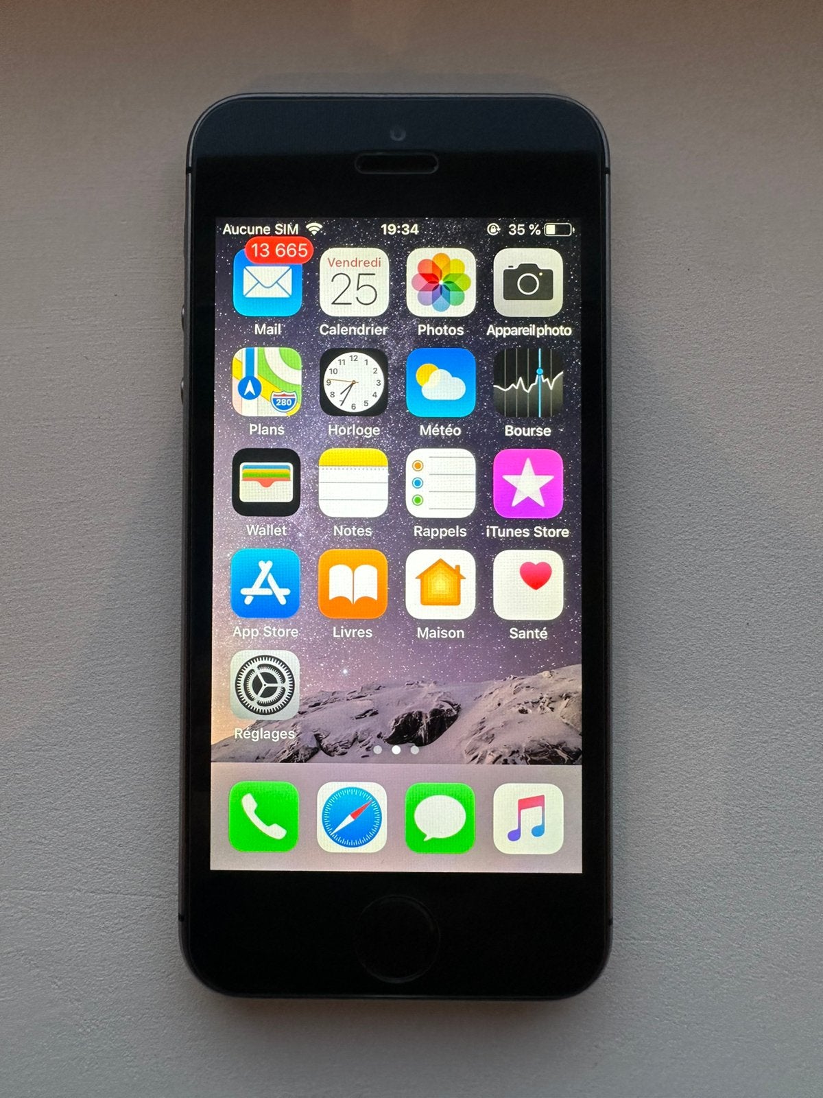 Iphone 5S 16gb très bon état 100% fonctionnel, Telecommunicatie, 16 GB, Zwart, Ophalen of Verzenden, Zo goed als nieuw