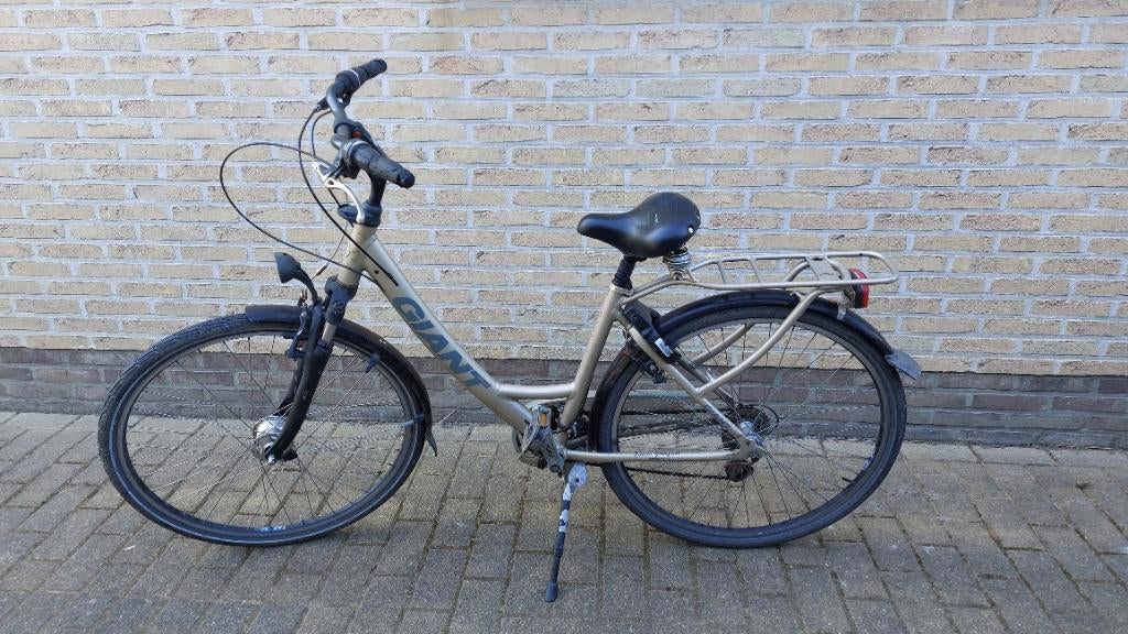 Damesfiets merk Giant diamond-grey, Enlèvement, Utilisé, Giant, Accès (extra) bas
