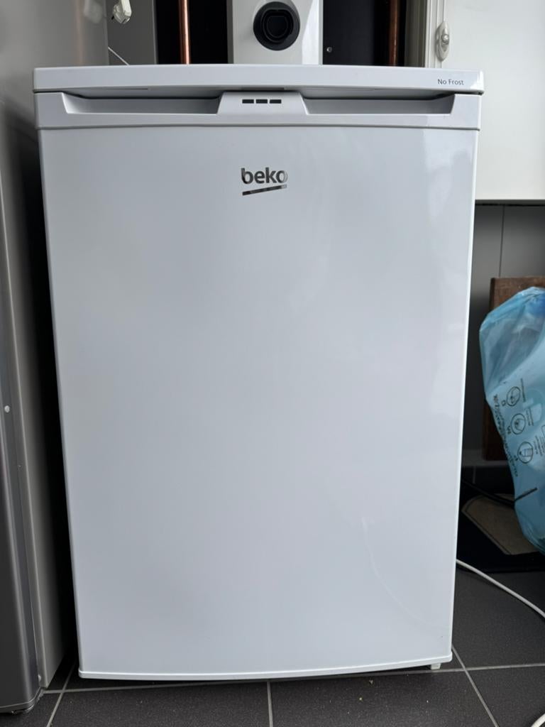 Beko koelkast, Elektronische apparatuur, Vriezers en Diepvrieskisten, Ophalen, Vrieskist, Gebruikt, Minder dan 85 cm
