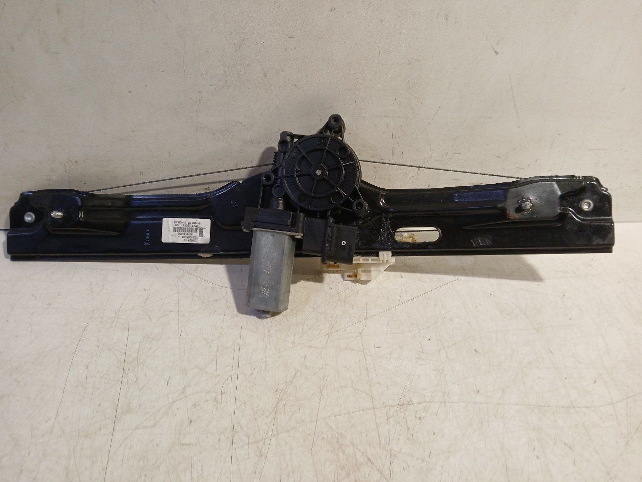 Raammechaniek elektrisch links achter BMW 2 serie, Onderdelen@venauto.nl, Van der Ven Autorecycling B.V., Gebruikt, Ettenseweg 76, 4706 PB Roosendaal, The Netherlands