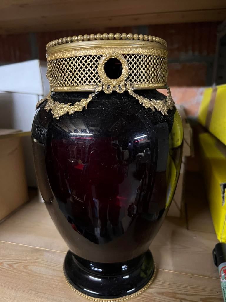 Vase en verre rouge et bronze doré - XIXe siècle, Antiquités & Art, Enlèvement ou Envoi