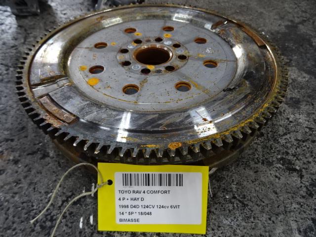 VOLANT MOTEUR BI-MASSE Toyota RAV4 (A4) (01-2012/09-2019), Mevr. I. Hauben, Toyota, Utilisé, Rue de l'Espoir 34 34
4030  GRIVEGNÉE, BE