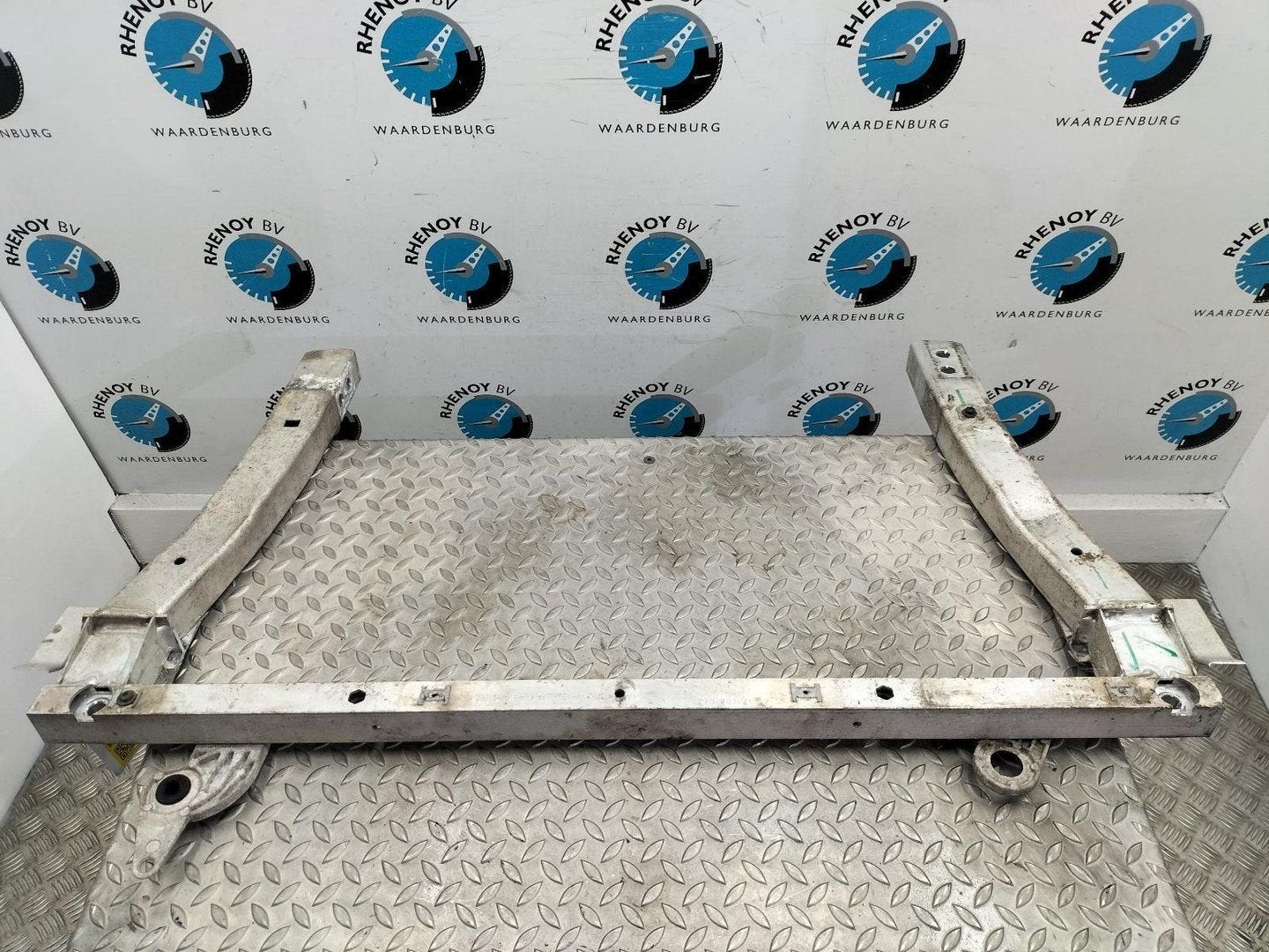 OPEL CORSA RADIATEUR BALK 2018, Ophalen of Verzenden, Gebruikt, Stiba lid