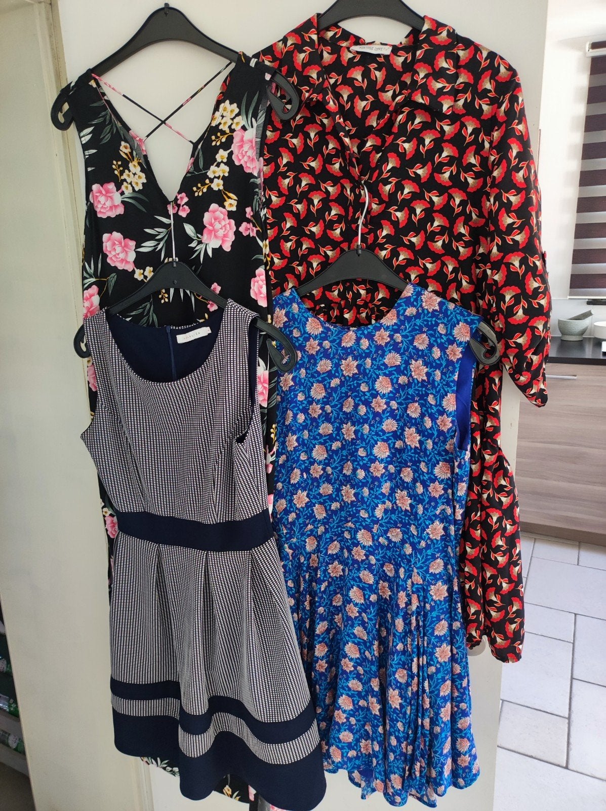 Kleding SMALL, Kleding | Dames, Dames-kledingpakketten, Ophalen