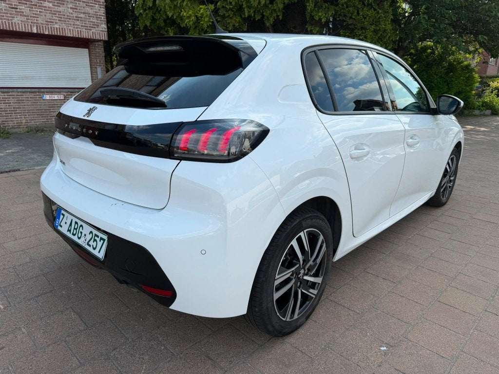 Peugeot 208 208 1.2i Allure Pack  ECONOMIQUE, Entreprise, 5 portes, 99 g/km, Tissu