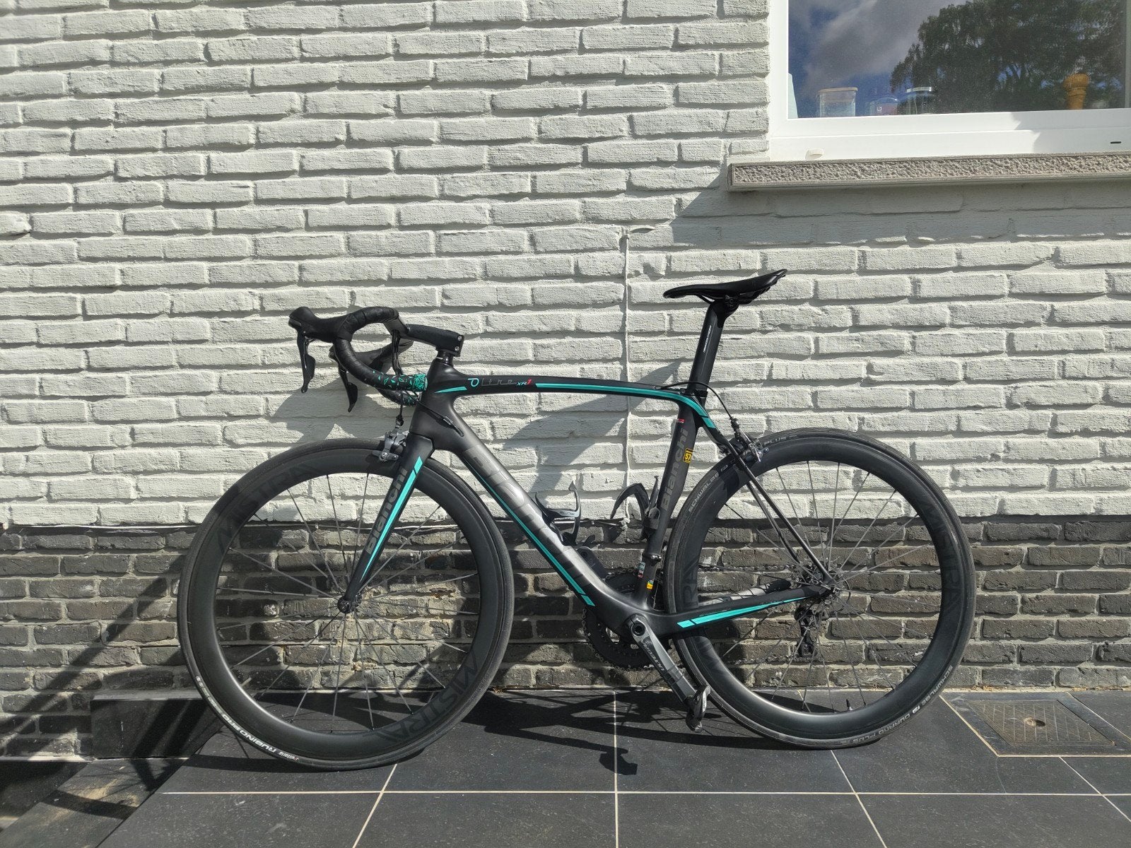 Bianchi Oltre XR1 - M57, Enlèvement, Carbone