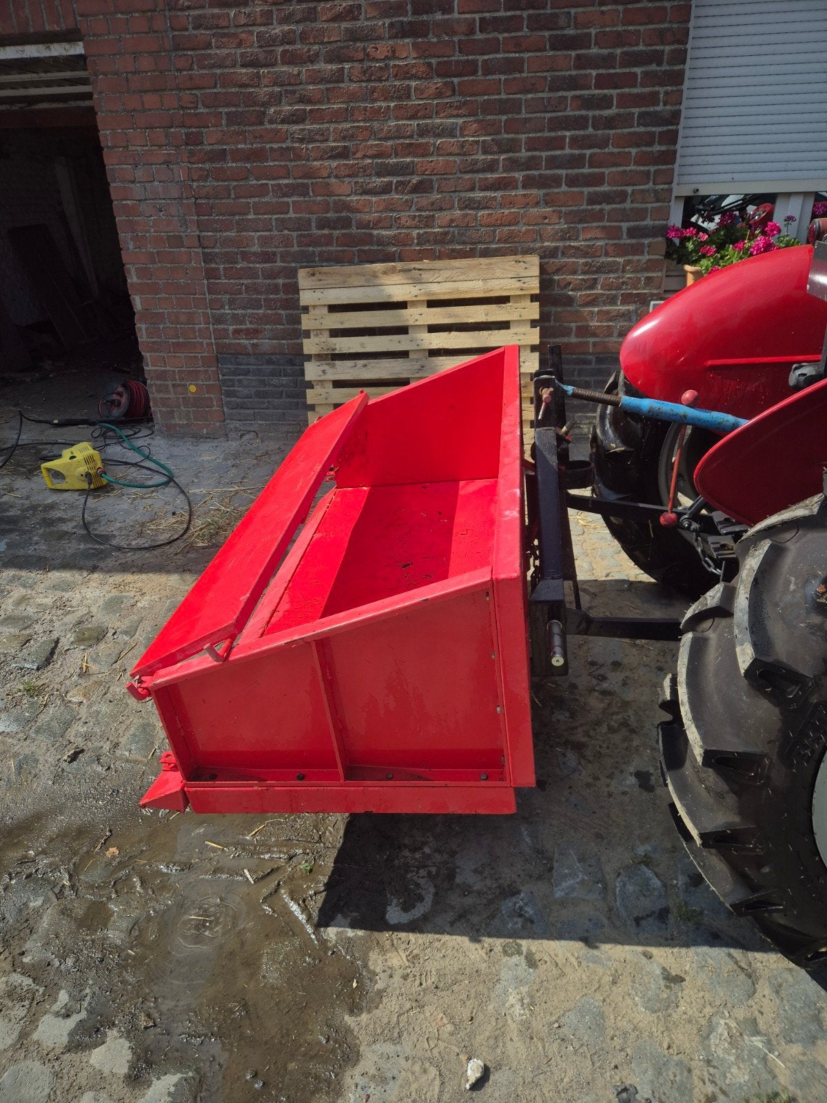 Massey ferguson 135 restauré, Articles professionnels, Agriculture | Outils