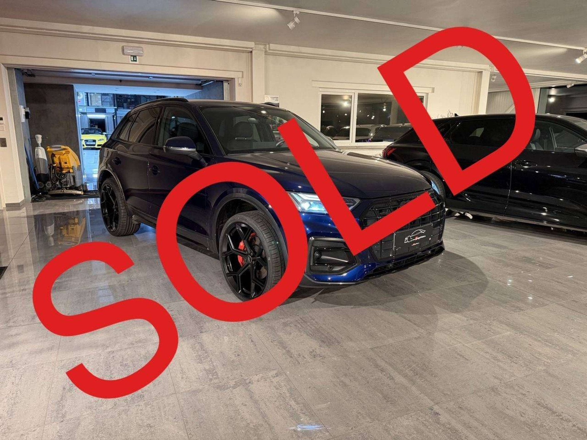 Audi Q5 SOLD BIJ GARAGE VRIENS YVES BV! (bj 2023, automaat), Auto's, Audi, Automaat, Gebruikt, 4 cilinders, Blauw
