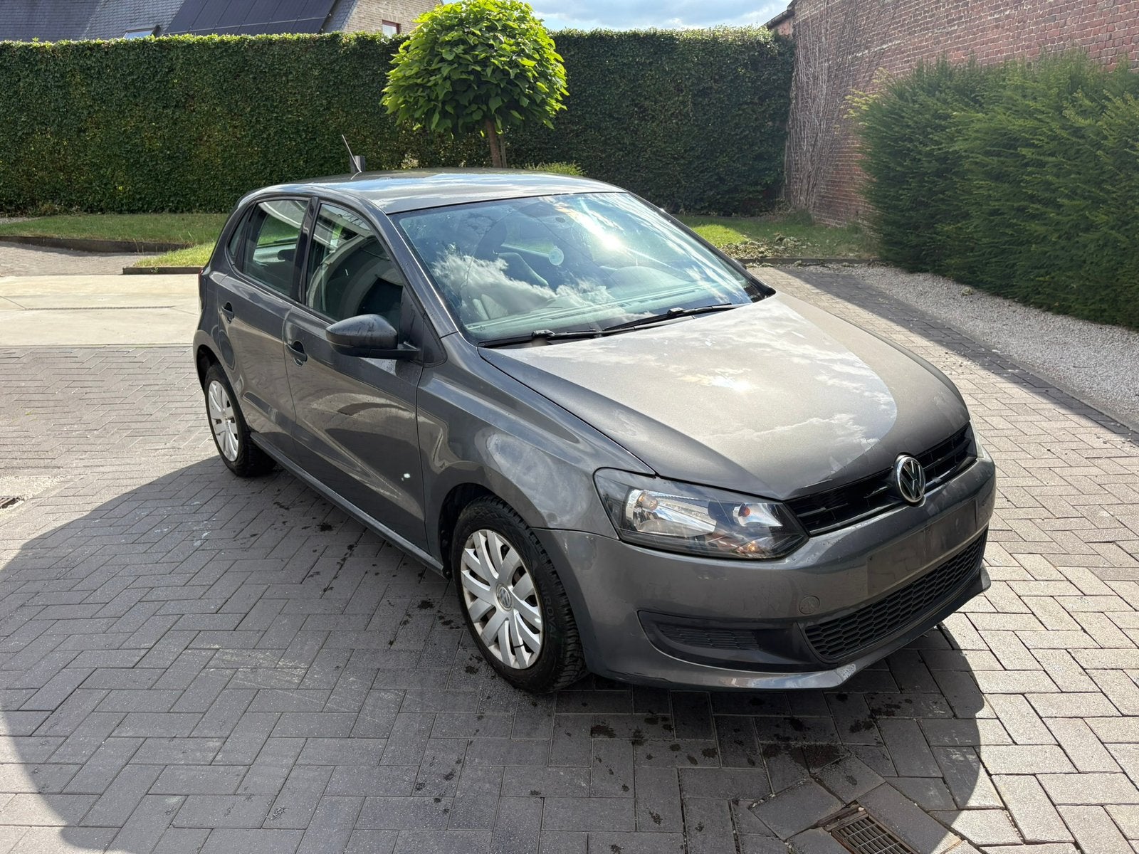 Volkswagen Polo 1.6 TDI * AUTOMATIQUE * AIRCO, Auto's, Volkswagen, Automaat, Euro 5, Stof, Zwart
