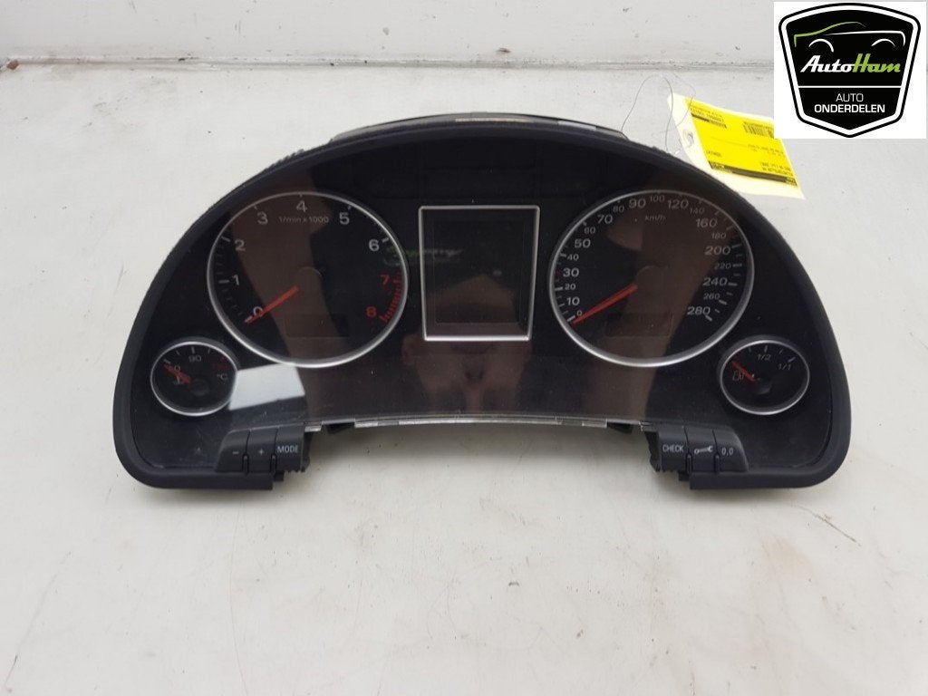 INSTRUMENTS DE BORD Audi A4 Avant (B7) (01-2004/06-2008), Utilisé, Audi