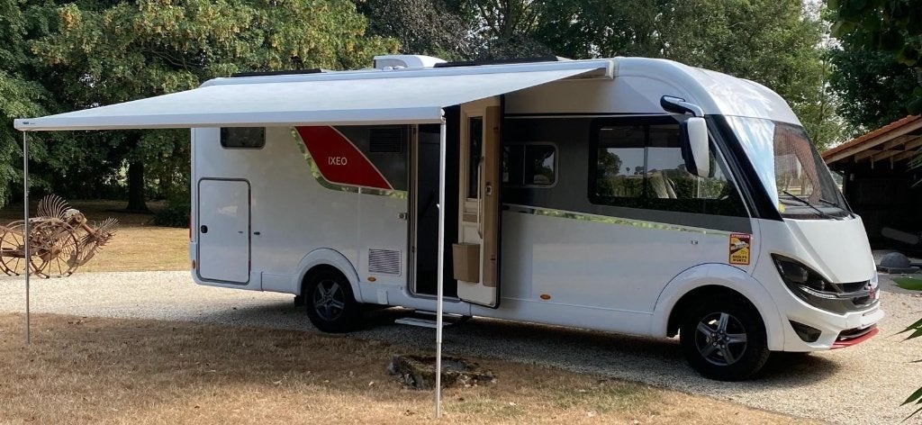 Spotprijs! Bürstner Ixeo te koop, Jusqu'à 4, Toilette à cassette, Fiat, Boîte manuelle
