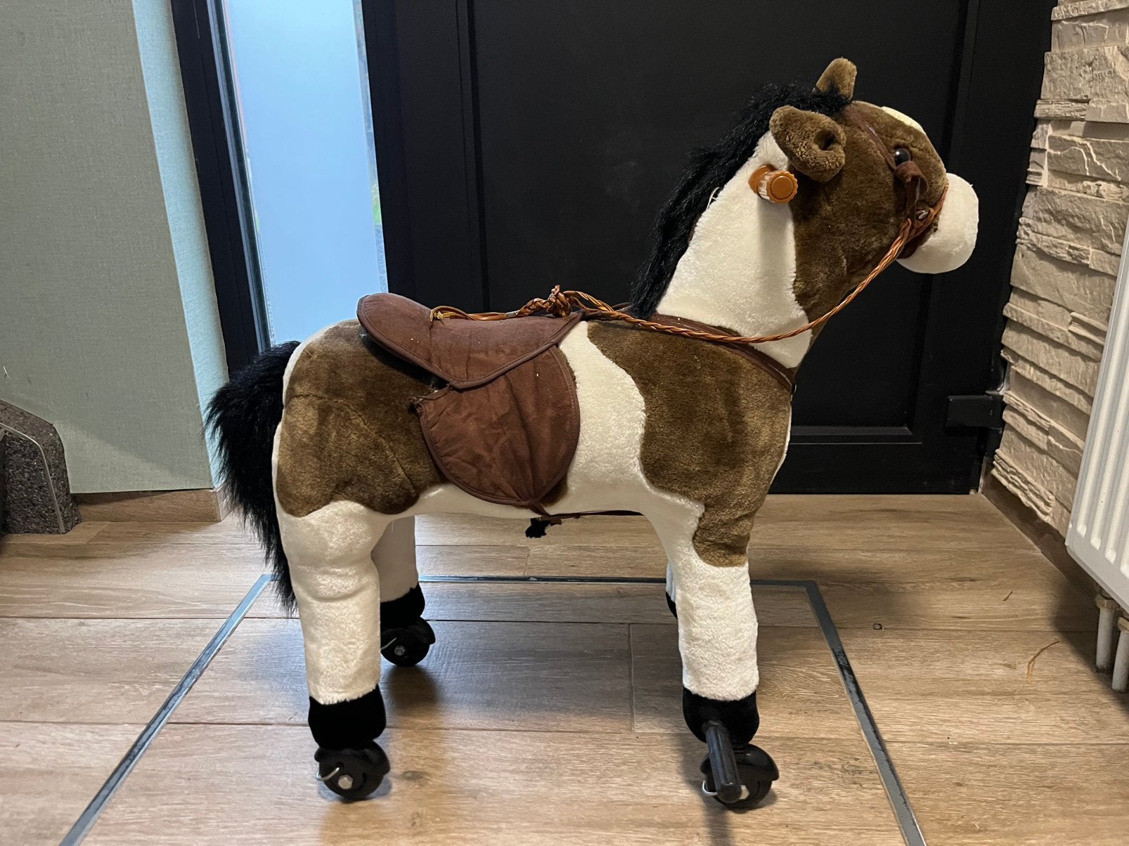 Rijpaard op wieltjes, Enfants & Bébés, Jouets | Jouets a bascule, Enlèvement, Comme neuf