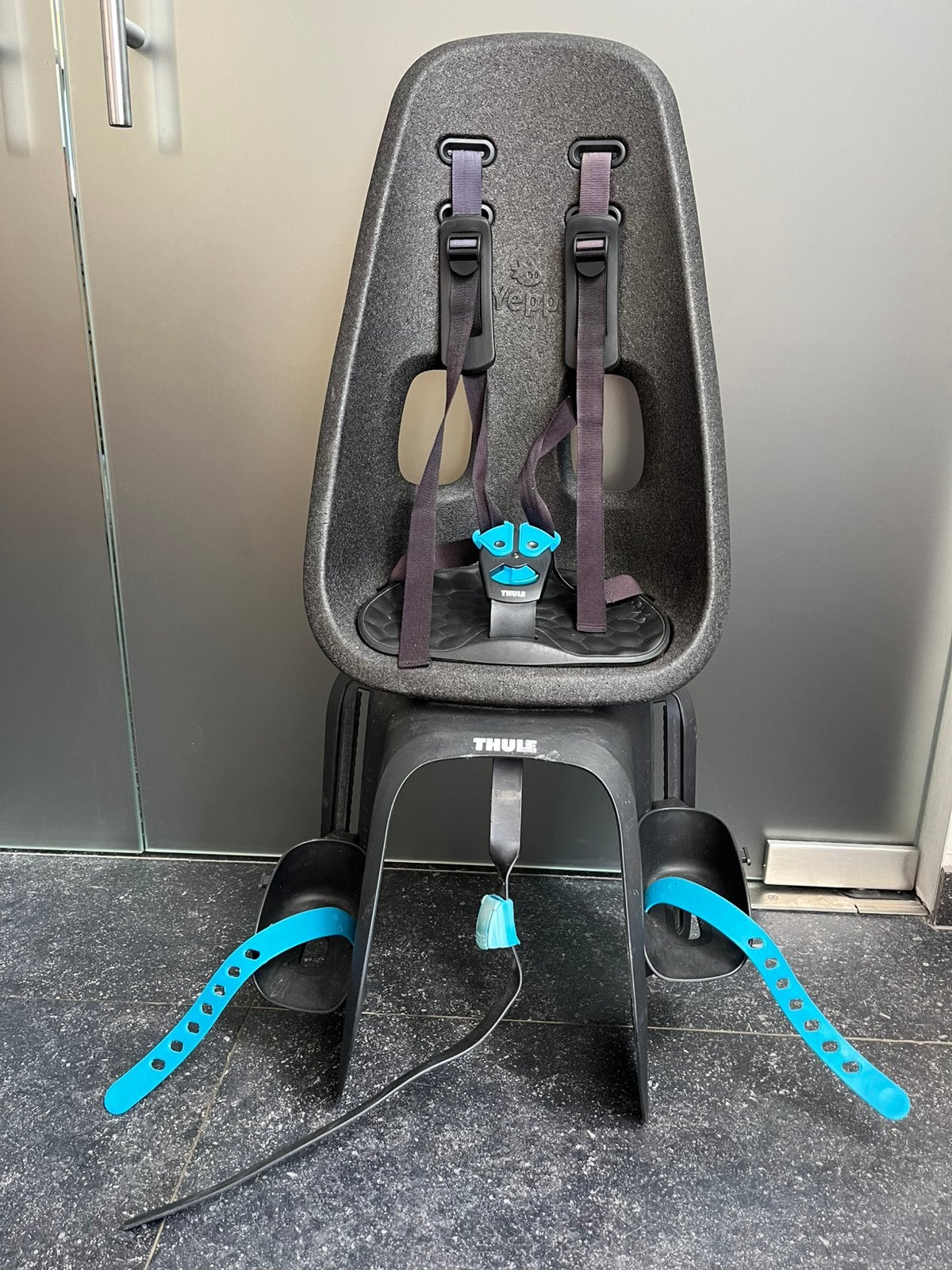 Thule Yepp Nexxt Maxi fietsstoel, verstelbare voeten, 0 à 18 kg, Repose-pieds, Enlèvement, Utilisé