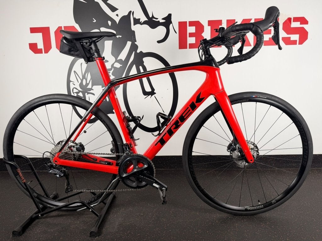 vélo de route Trek Domane SL6 Disc Ultregra, Enlèvement, Comme neuf
