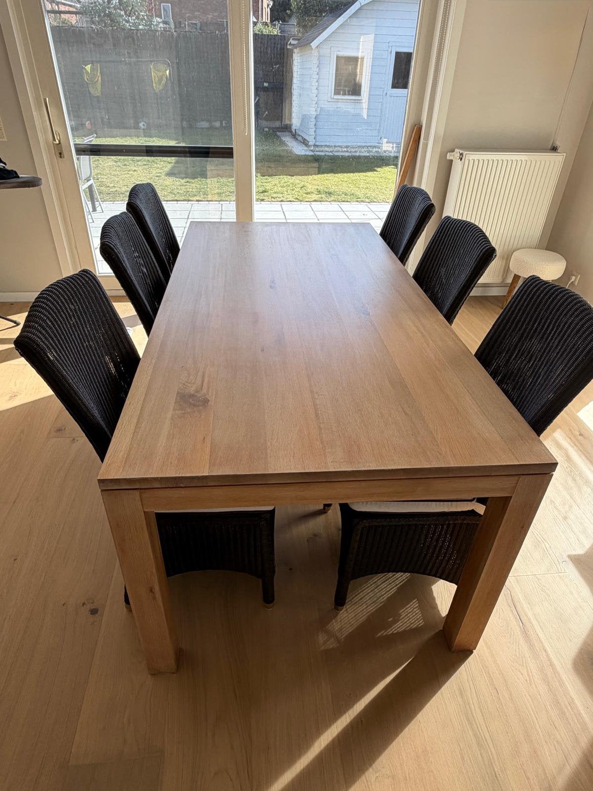 Eettafel massief hout 2 m bij 1 meter, Huis en Inrichting, Tafels | Eettafels, Ophalen, Zo goed als nieuw