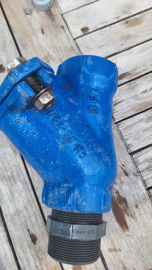 Filtre en Y 2" (50 mm) plomberie, Enlèvement, Comme neuf