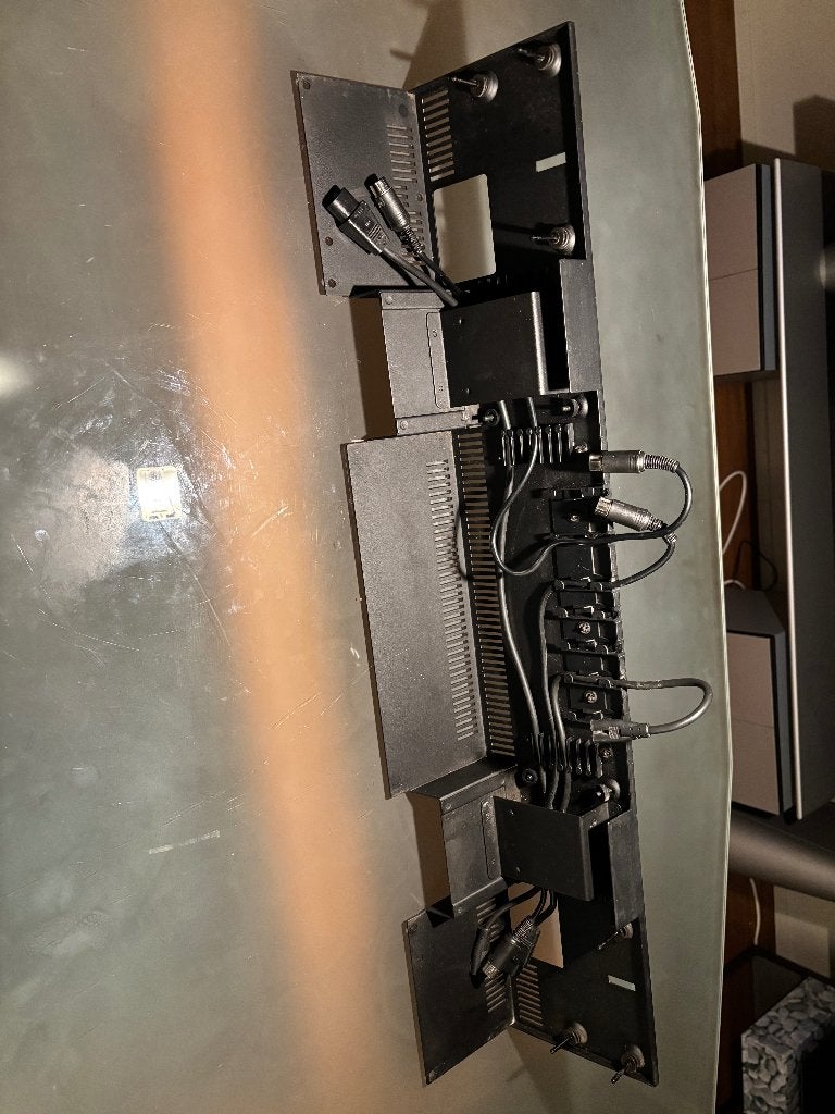 Bang en Olufsen beosound & beolab 2500 wall mount, Audio, Tv en Foto, Stereoketens, Gebruikt, Tuner of Radio, Losse componenten