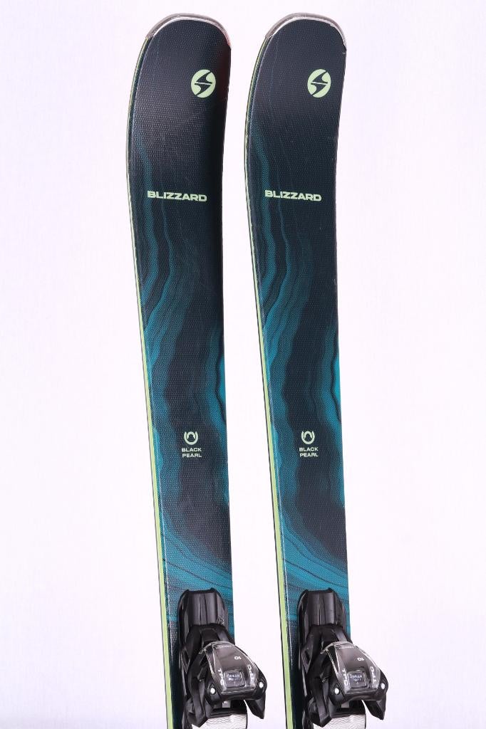 Skis 145 159 166 pour femmes BLIZZARD BLACK PEARL 82 SP 2024, Carving, Enlèvement ou Envoi, Skis, Utilisé