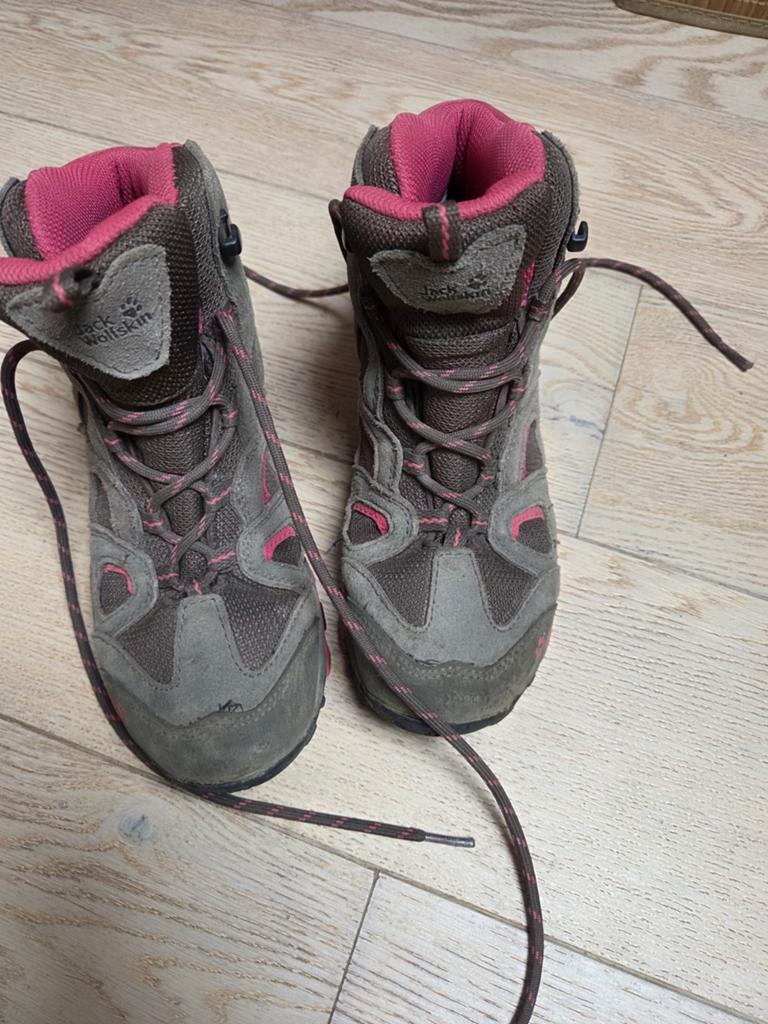 Chaussures de marche Jack Wolfskin, Enfants & Bébés, Vêtements enfant | Chaussures & Chaussettes, Enlèvement ou Envoi