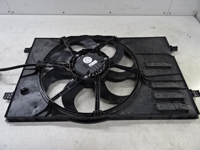 RADIATEUR VENTILATEUR Volkswagen Passat (3G2) (5Q0121203EA), Volkswagen, Volkswagen AG, Utilisé, Kundenbetreuung@volkswagen.de