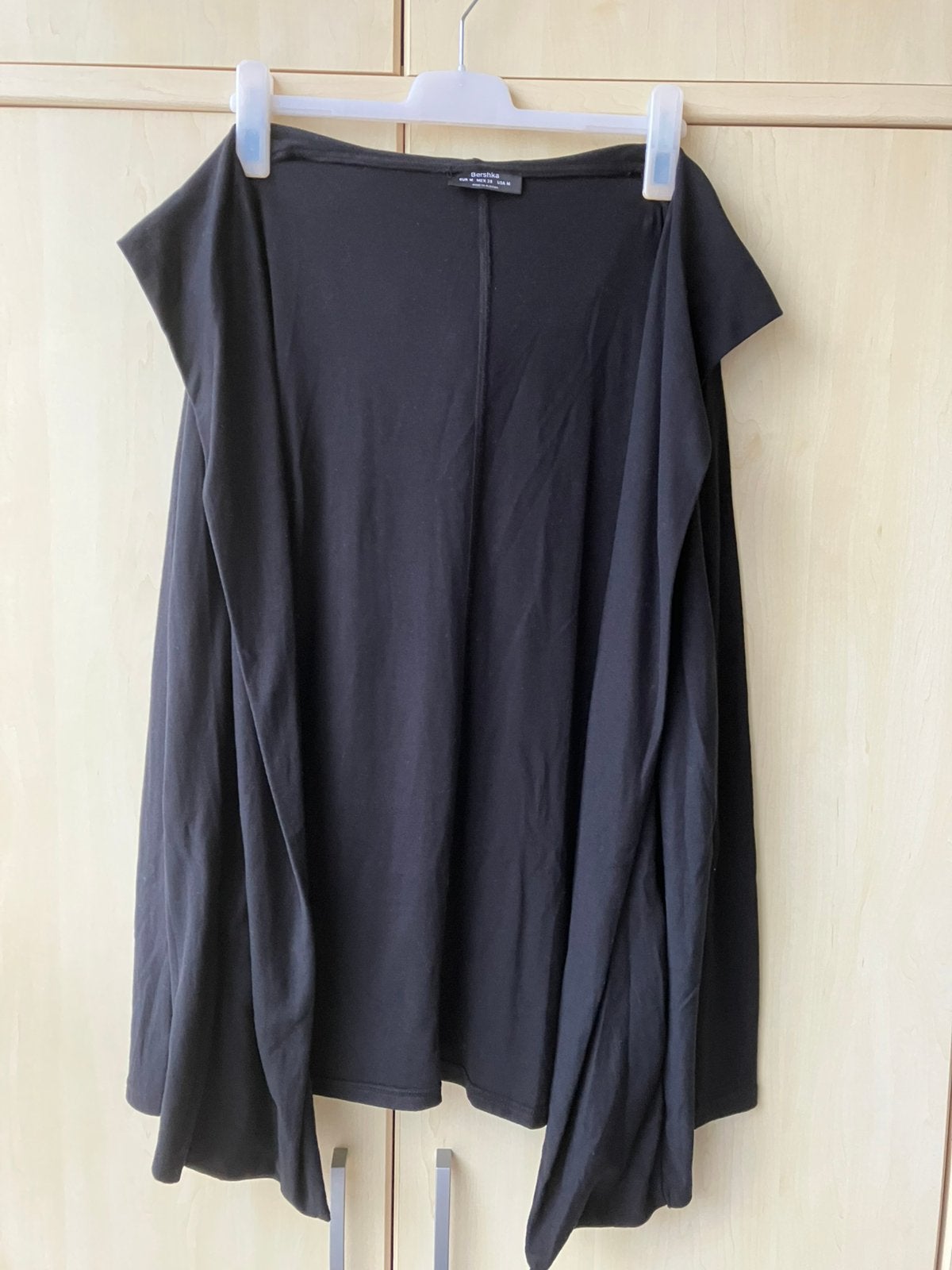 Bershka vest M, Ophalen of Verzenden, Zo goed als nieuw, Maat 38/40 (M), Zwart
