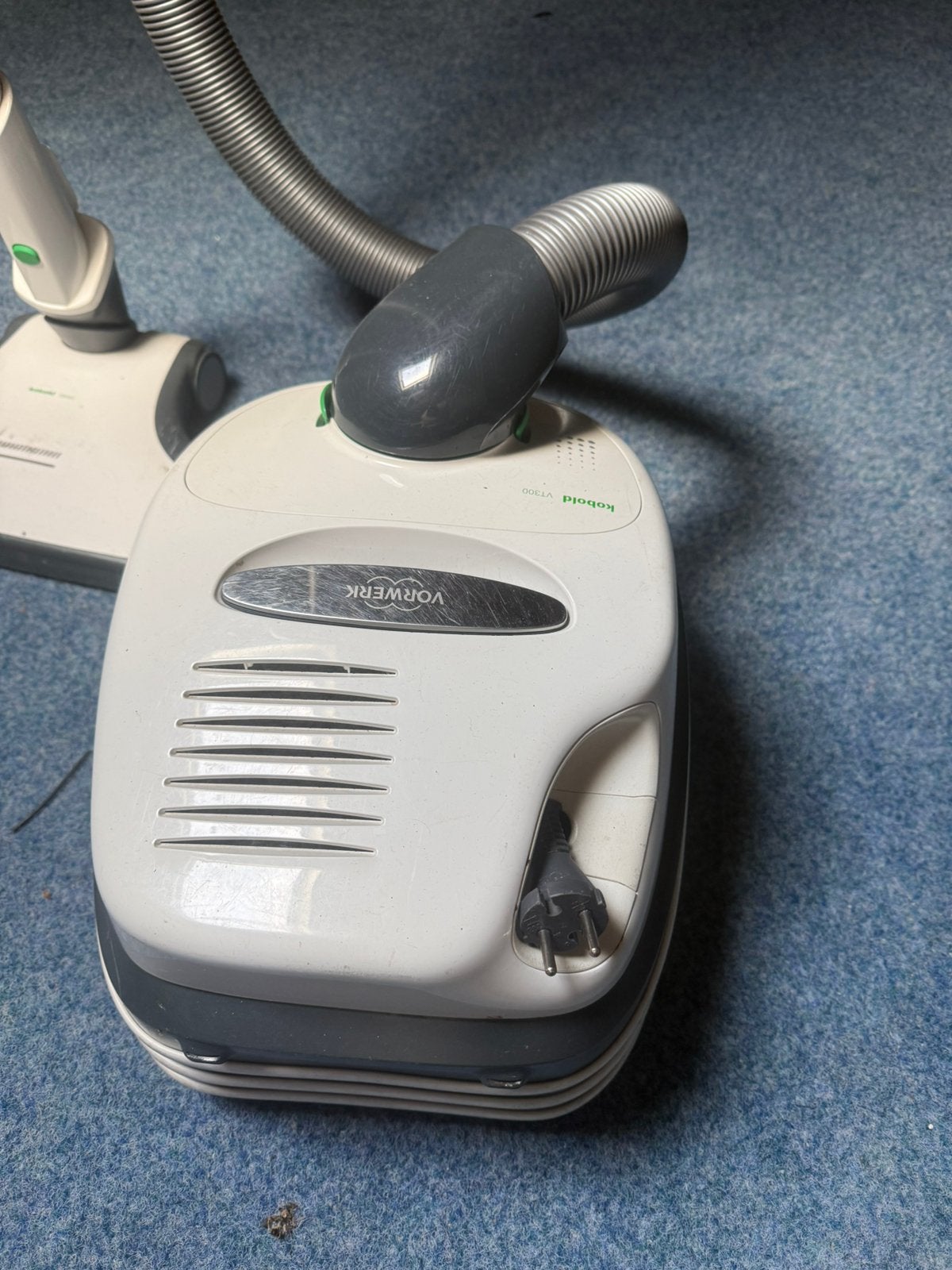 Vorwerk stofzuiger VT300, Electroménager, Aspirateurs, Aspirateur balai, Autres marques, Utilisé, Enlèvement