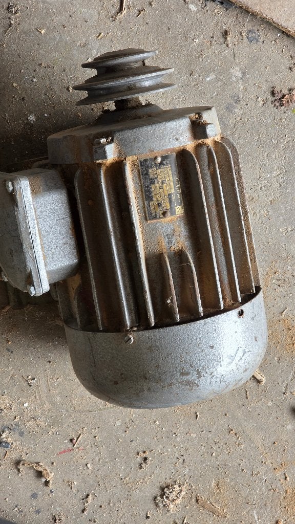 Moteur triphase, Bricolage & Construction, Moteurs, Utilisé, Moteur électrique, 1800 tpm ou plus, Enlèvement
