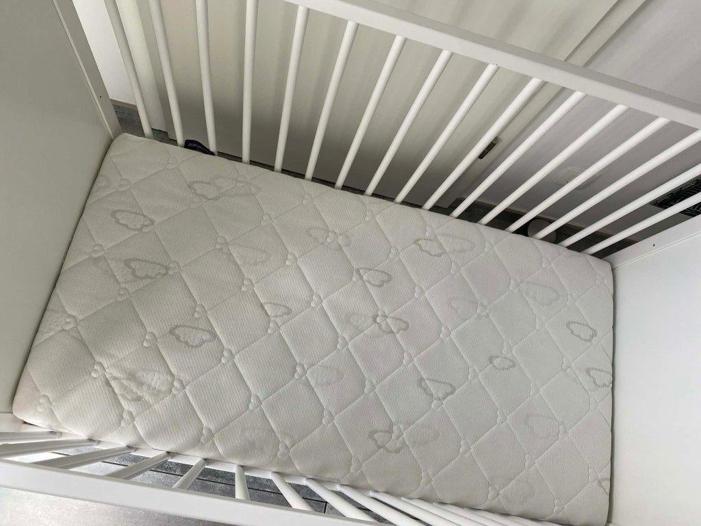Lit bebe, Ophalen, Zo goed als nieuw, Matras