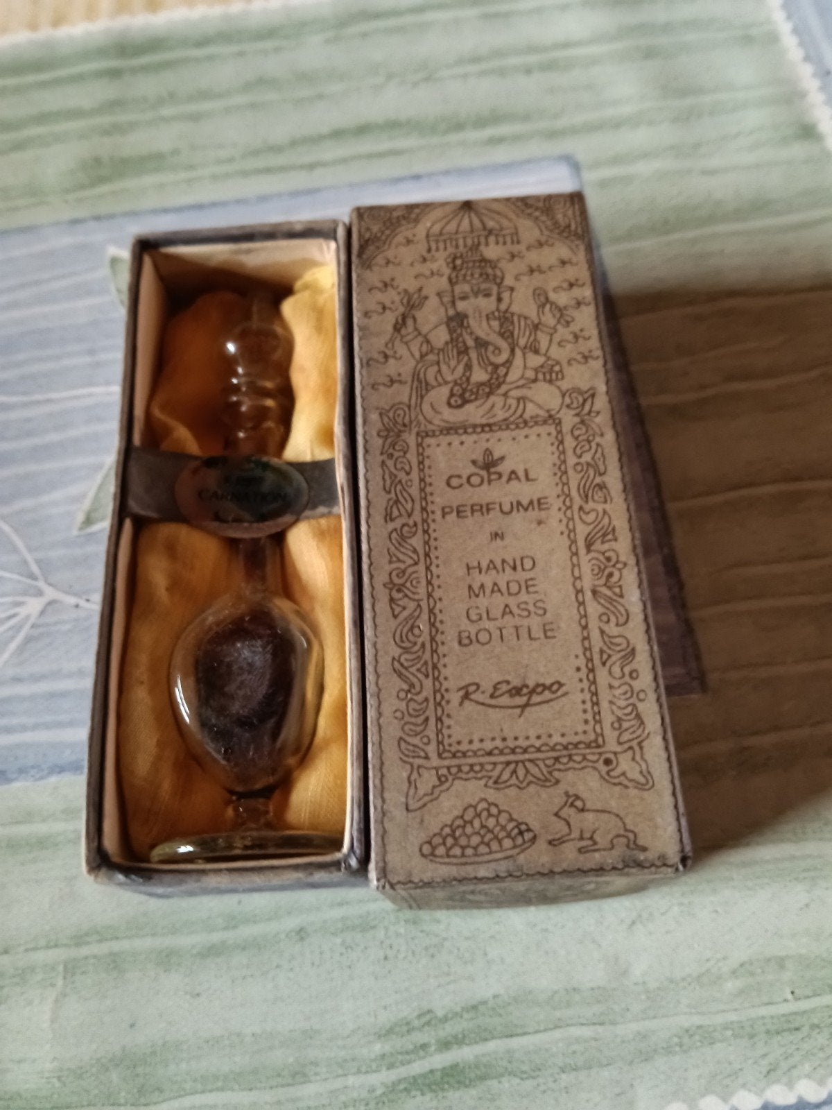 vieux parfum, Enlèvement ou Envoi