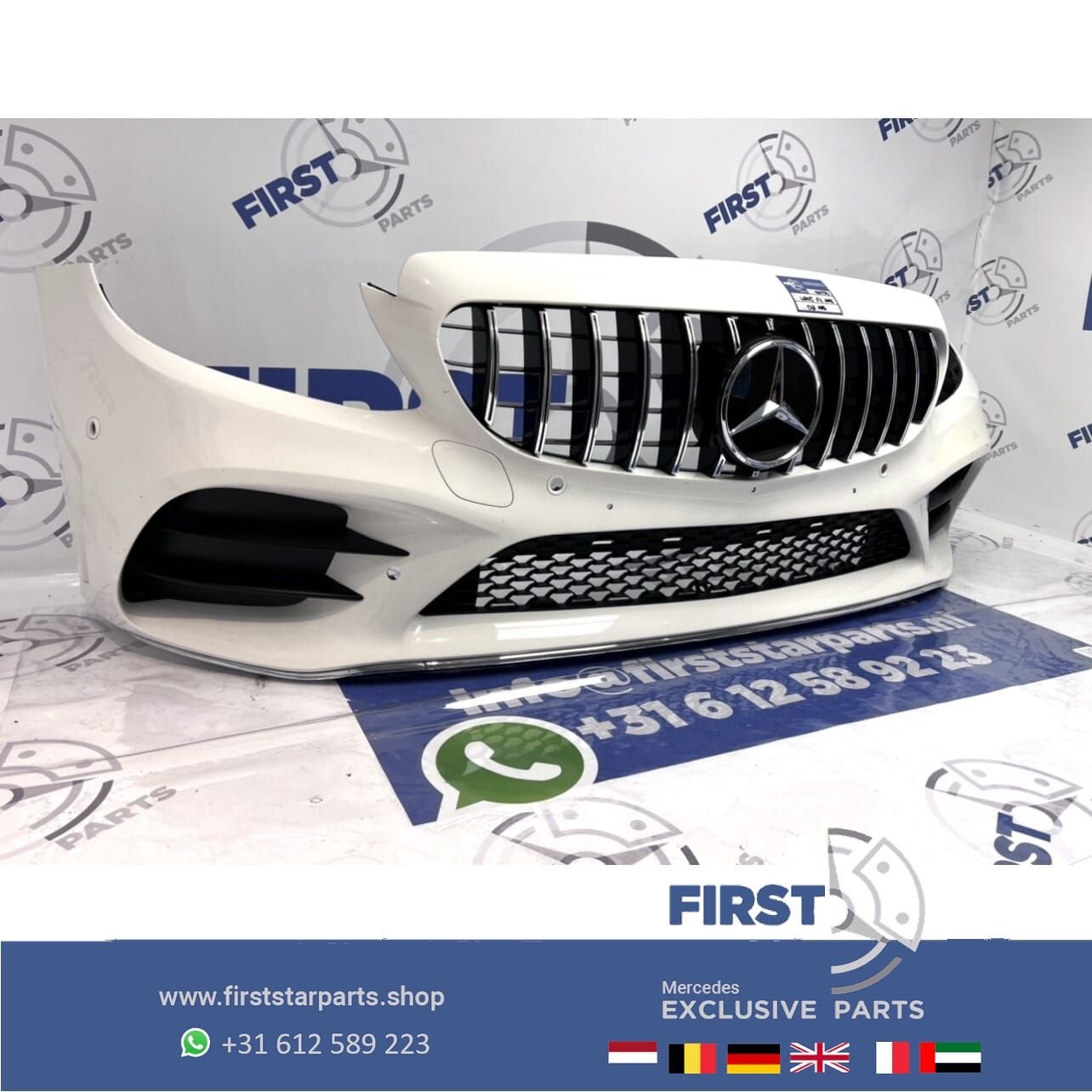 W205 C205 Mercedes C Klasse FACELIFT AMG VOORBUMPER WIT + GT, Gebruikt, -, Voor, Ophalen of Verzenden