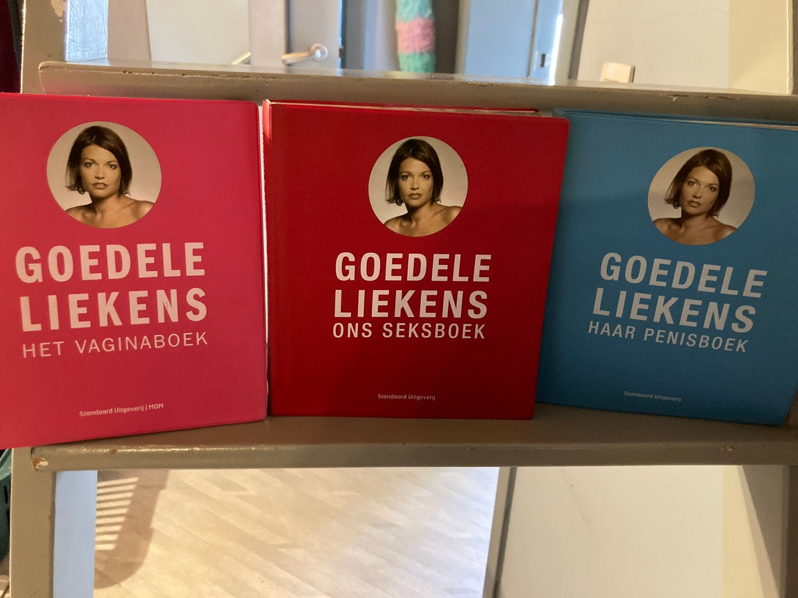 Boeken goedele liekens, Boeken, Ophalen
