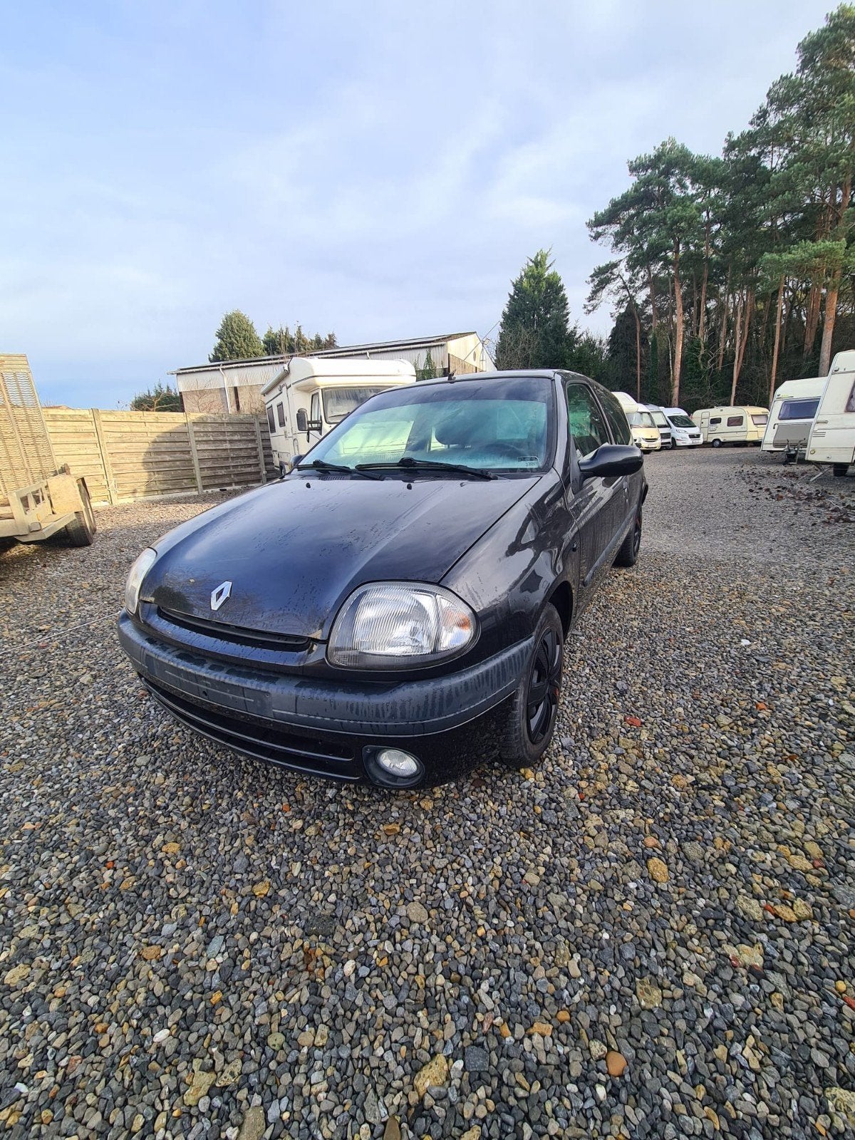 KLAAR VOOR INSCHRIJVINGEN, Auto's, Renault, Particulier, Clio, Achteruitrijcamera, Airbags, Centrale vergrendeling, Elektrische ramen