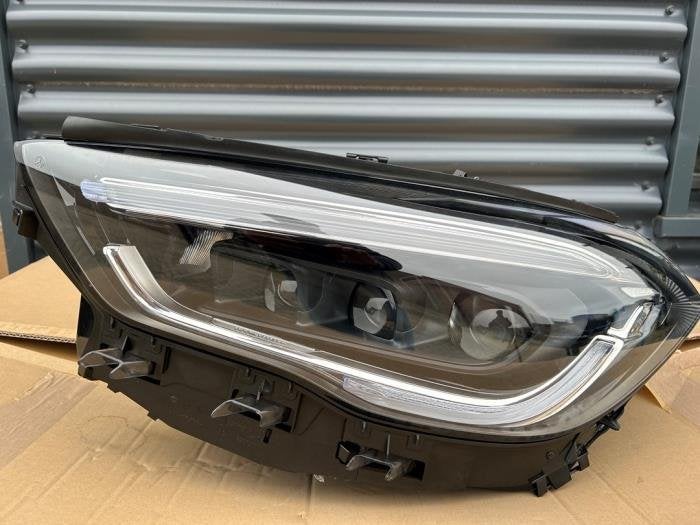 Koplamp links van een Mercedes GLA, Gebruikt, -, Ophalen of Verzenden, -