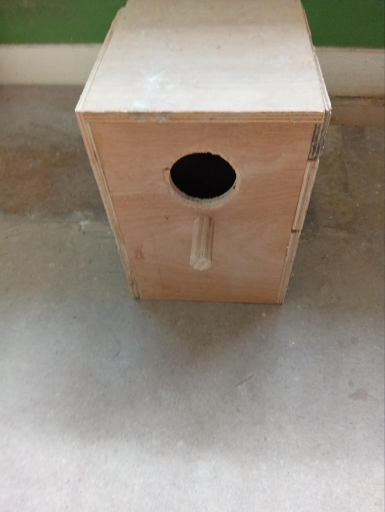 2 nestblokken  grote parkieten, Animaux & Accessoires, Oiseaux | Cages & Volières, Enlèvement