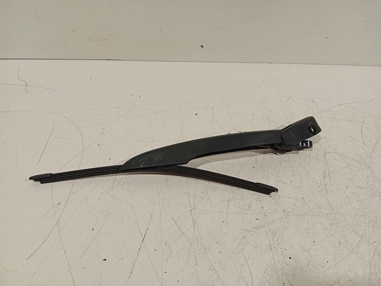 Ruitenwisserarm achterruit BMW 3 serie, Onderdelen@venauto.nl, Van der Ven Autorecycling B.V., Gebruikt, Ettenseweg 76, 4706 PB Roosendaal, The Netherlands