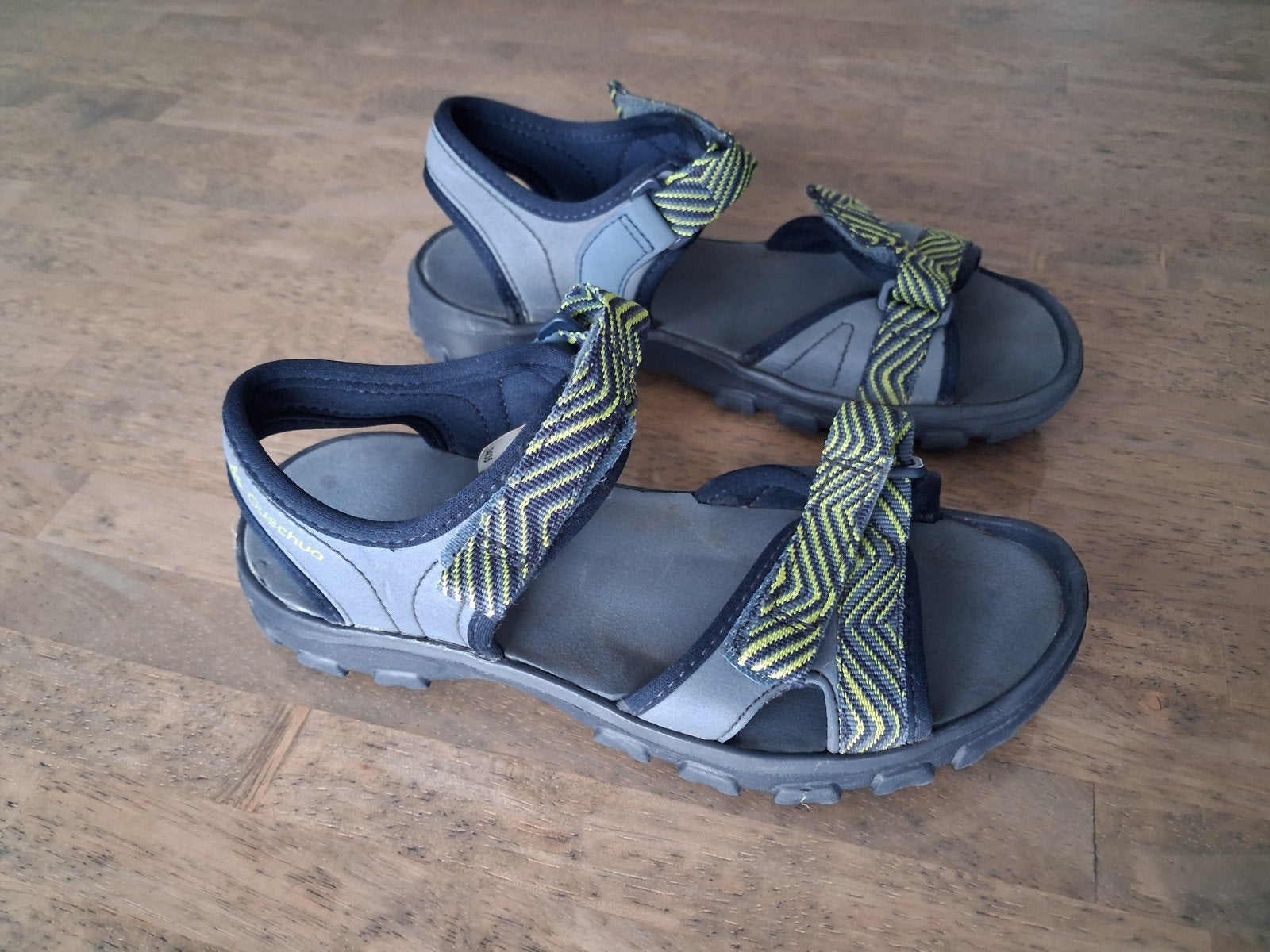 sandalen maat 34/35 Quechua, Jongen of Meisje, Overige typen, Ophalen of Verzenden, Zo goed als nieuw