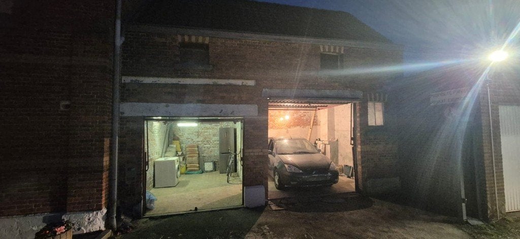 À  Vendre – Entepot / Garage avec mezzanine, Ophalen, Gebruikt