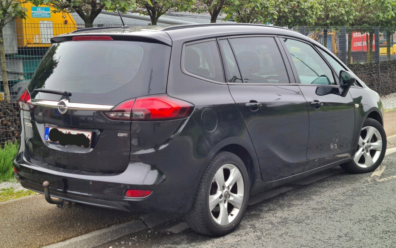 opel zafira 20cdti new model clima 240mkm 3300€, Autos, Euro 5, Boîte manuelle, 5 portes, Particulier