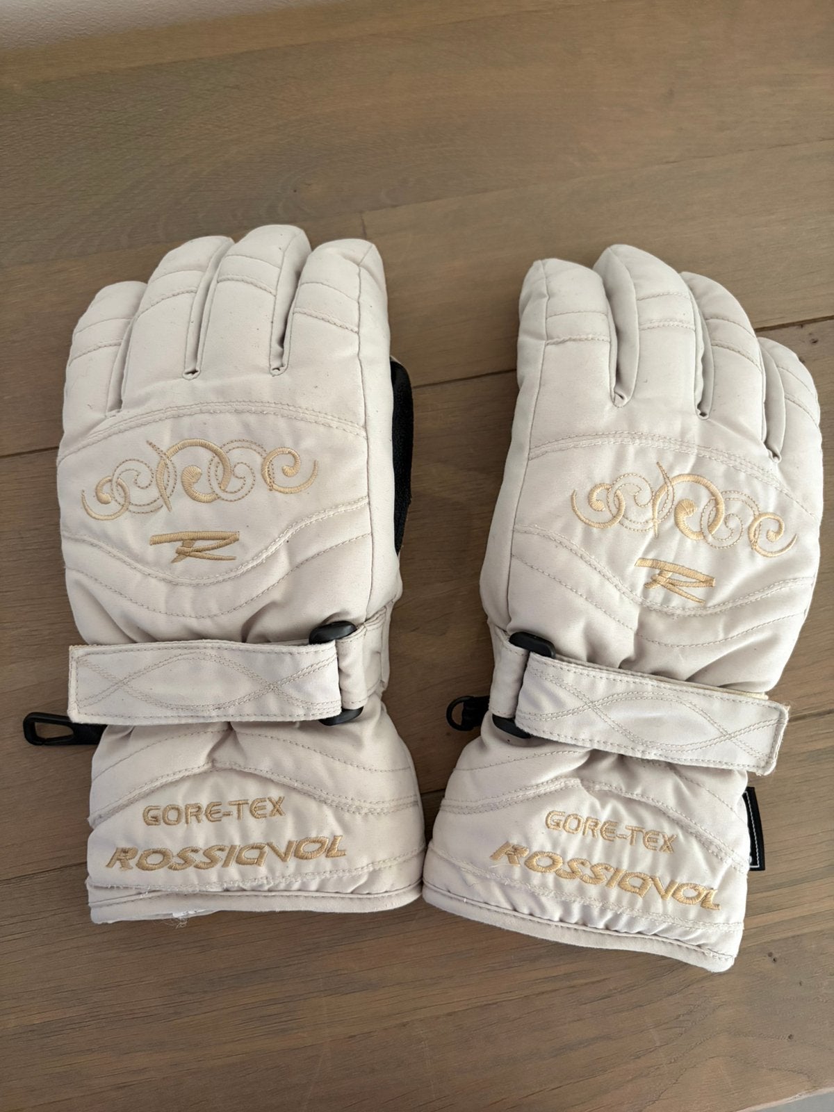 Gants de ski femme ROSSIGNOL GORE-TEX, Sports & Fitness, Rossignol, Enlèvement, Utilisé, Ski