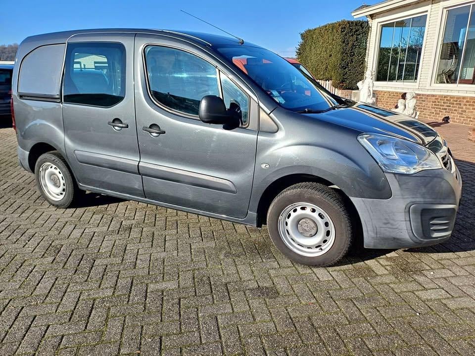 citroen berlingo, Euro 6, 3 places, Boîte manuelle, 5 portes