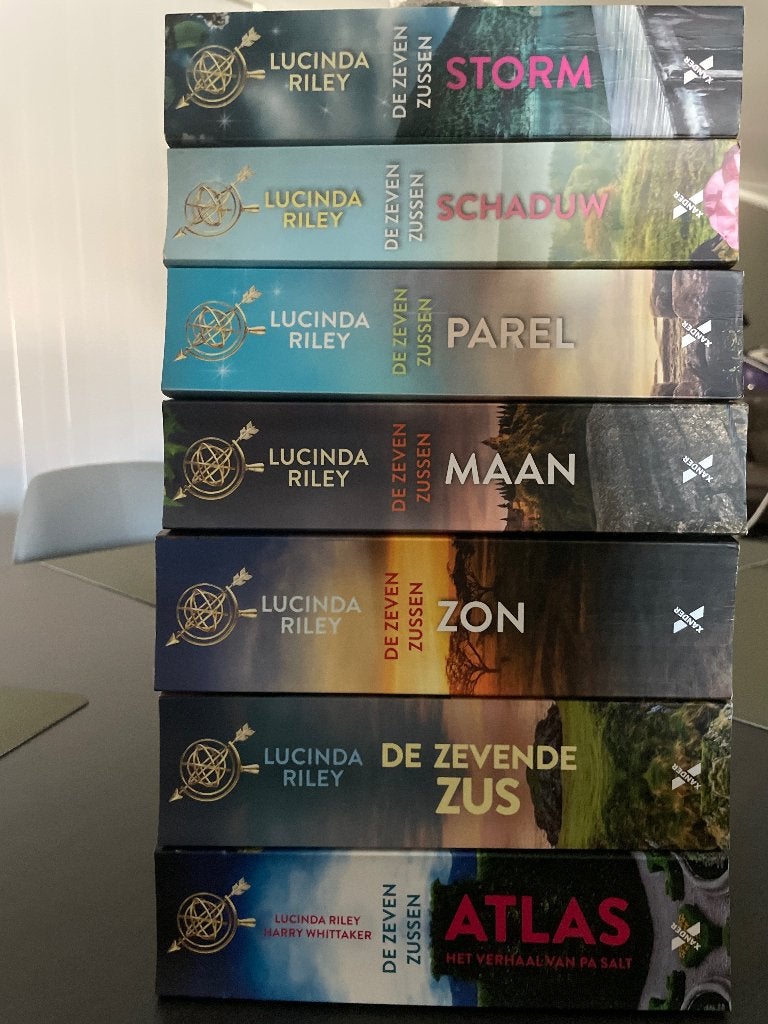 De zeven zussen (enkel eerste editie ontbreekt), Ophalen, Zo goed als nieuw, Lucinda Riley