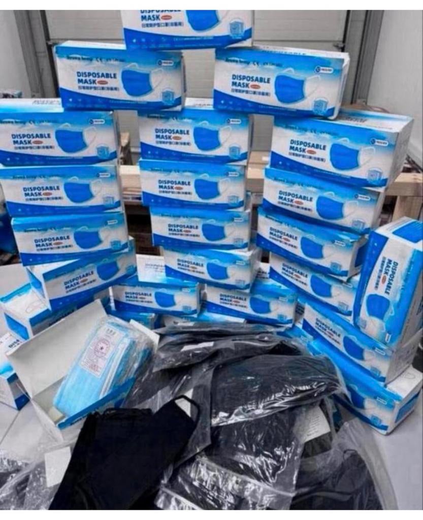 Circa 2500 mondkapjes blauw zwart stoffen mondkap mondkapje, Ophalen of Verzenden, Nieuw