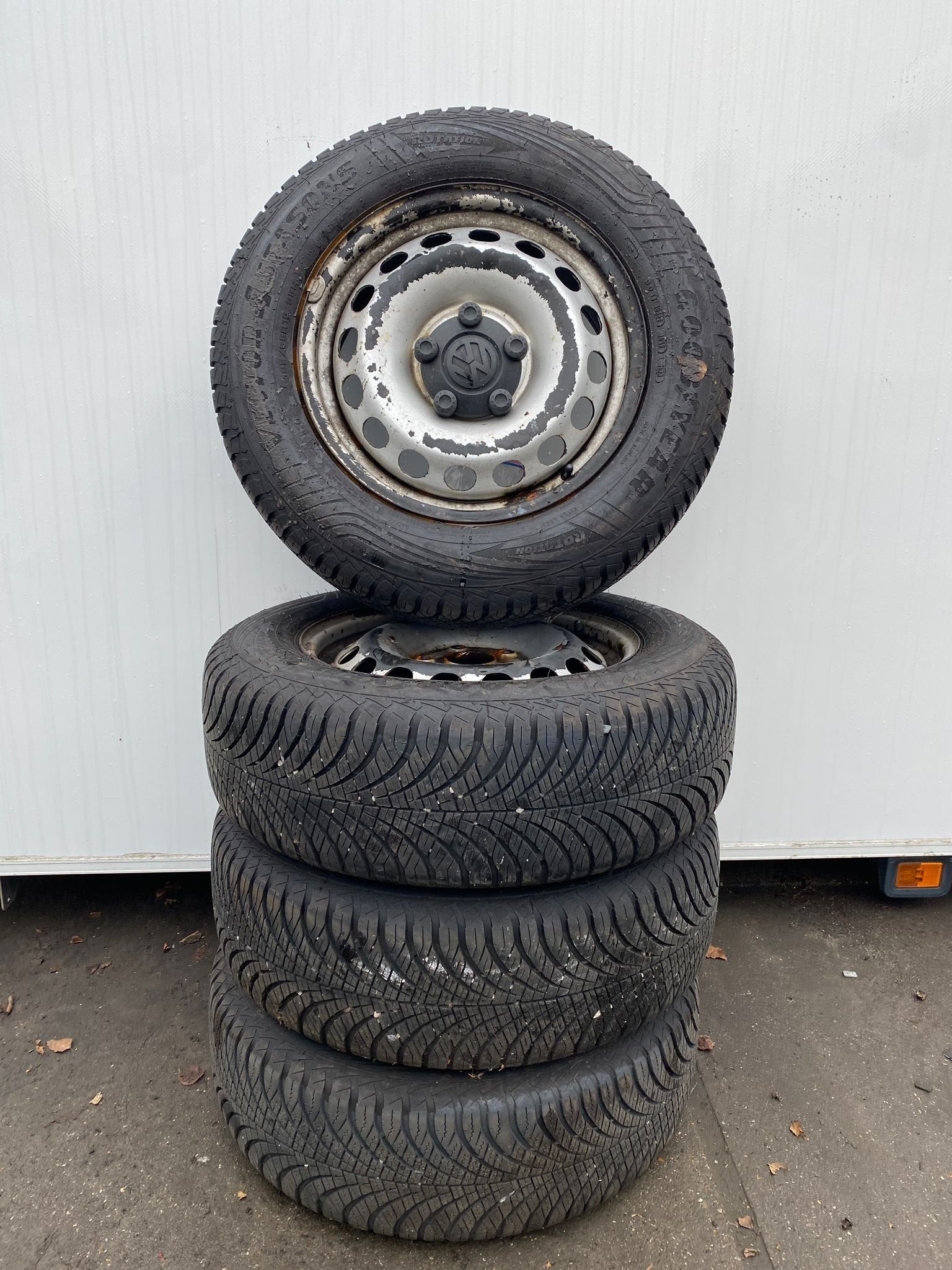Volkswagen Caddy Golf 5 6 7 8 Allseason Banden Set 195-65-15, Auto-onderdelen, Banden en Velgen, 15 inch, -, -, Banden en Velgen