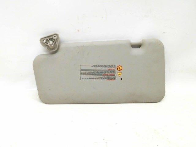 ZONNEKLEP Nissan Note (E11) (01-2006/12-2013), Gebruikt, Nissan