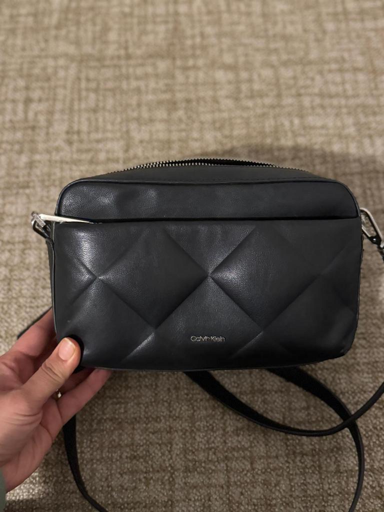 Calvin Klein handtas, Handtassen en Accessoires, Tassen | Damestassen, Ophalen of Verzenden, Zo goed als nieuw, Handtas