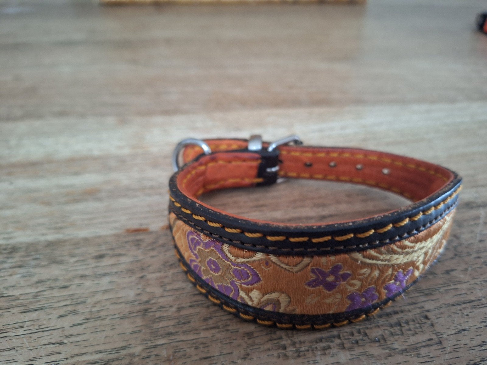 Halsband voor italiaanse windhond, Ophalen