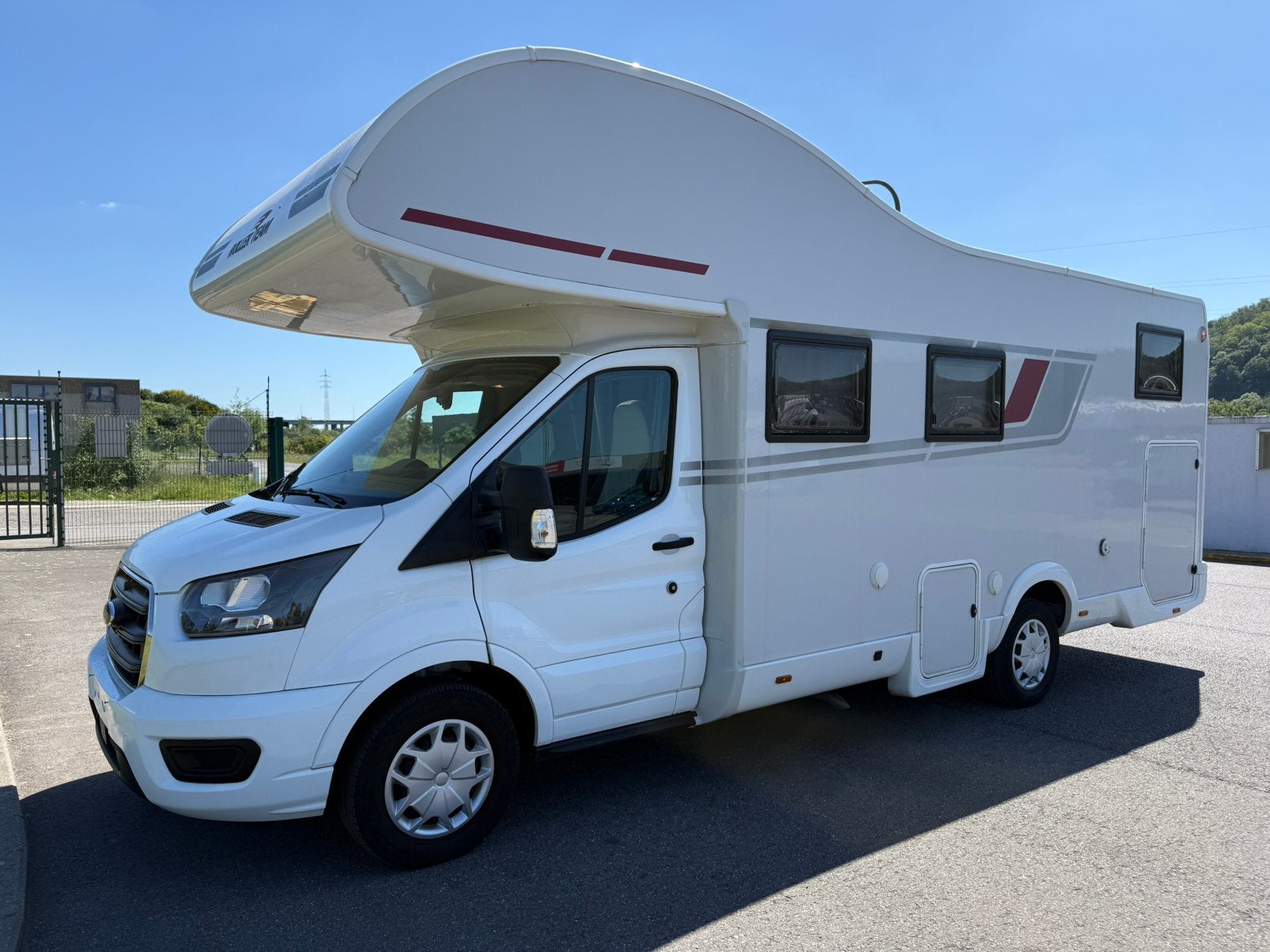 Ford Roller team 284M kronos, Caravanes & Camping, Camping-cars, Caméra de recul, Boîte manuelle, 5 à 6 mètres, Diesel