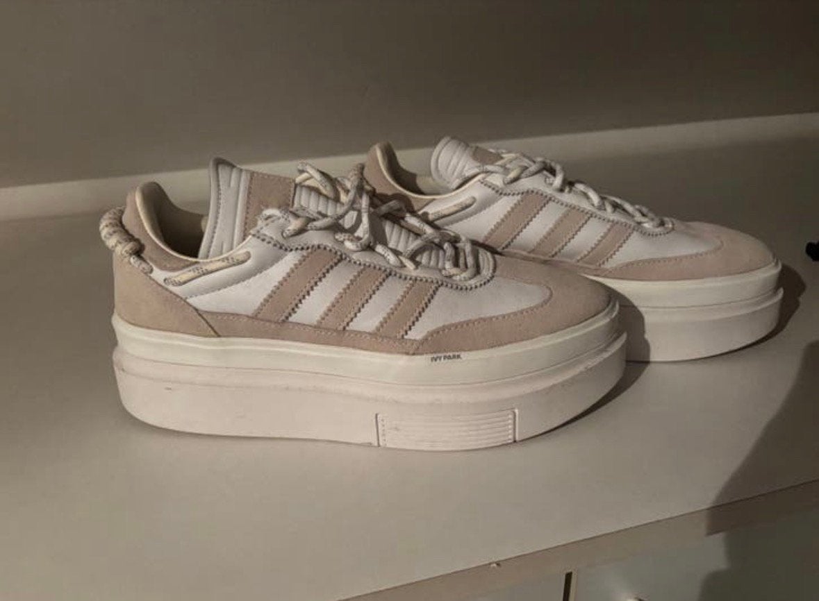 Adidas Ivy Parks maat 41, Kleding | Dames, Ophalen, Beige, Nieuw, Sneakers