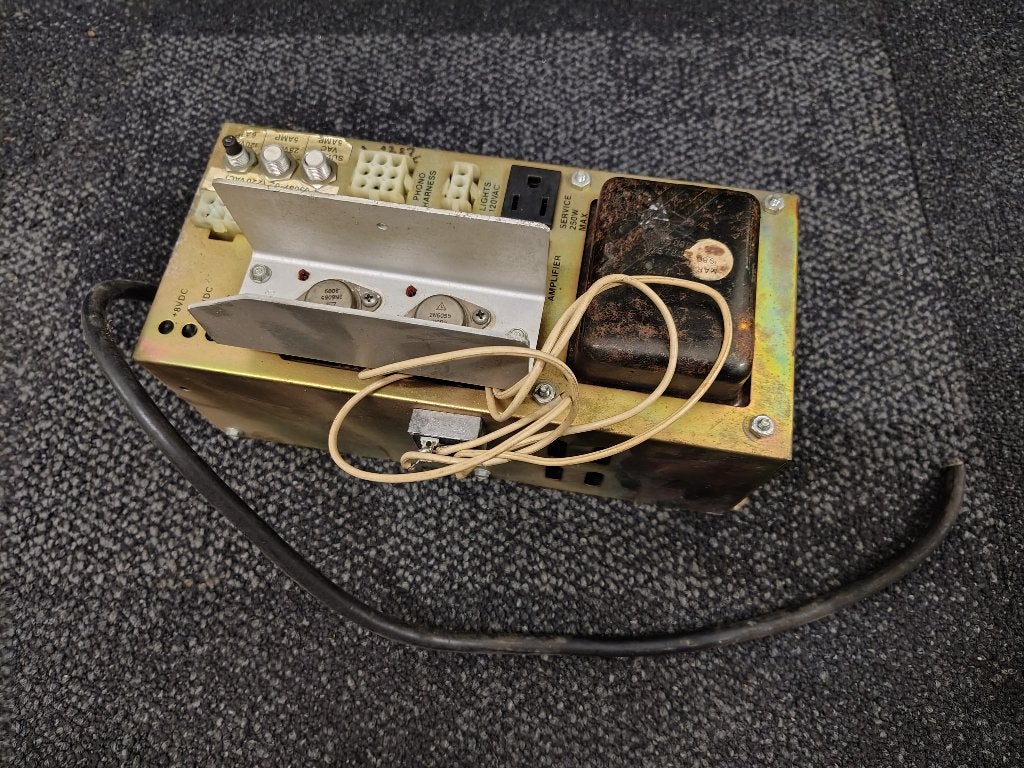 Voeding 220v Rowe-AMi R-84/ R-85 (1980) jukebox, Verzenden, Ami